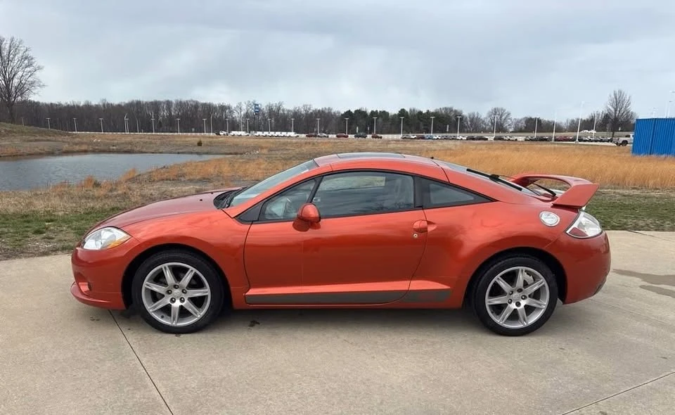 2008 Mitsubishi Eclipse 4th Gen - Image 2 of 4