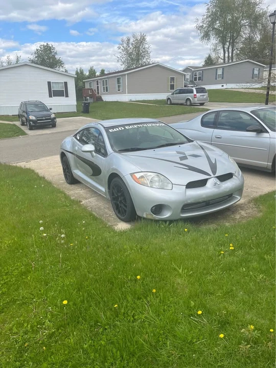 2008 Mitsubishi Eclipse 4th Gen - Image 2 of 2