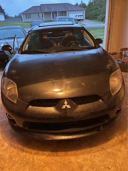 2008 Mitsubishi Eclipse 4th Gen - Image 2 of 8