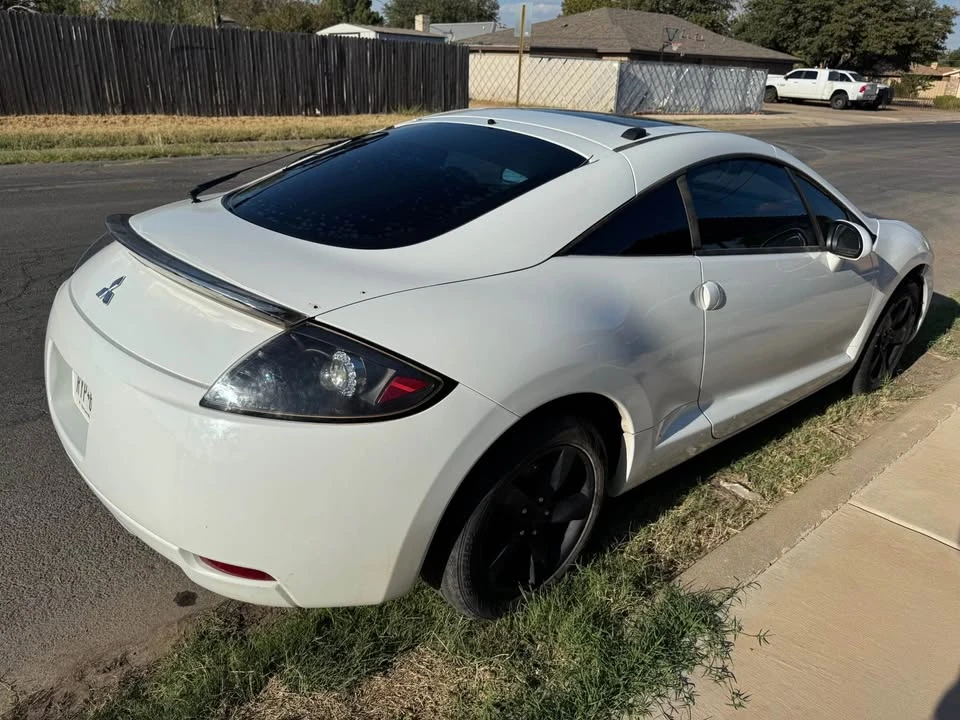 2008 Mitsubishi Eclipse 3rd Gen - Image 5 of 10
