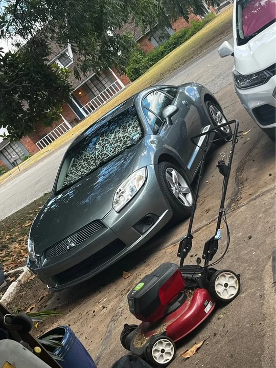 2008 Mitsubishi Eclipse 4th Gen - Image 2 of 11