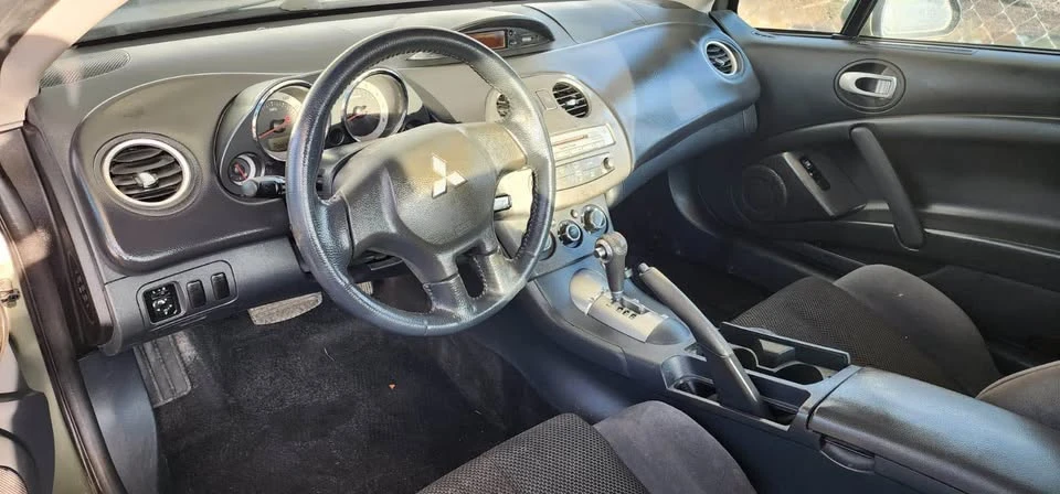 2008 Mitsubishi Eclipse 4th Gen - Image 3 of 4