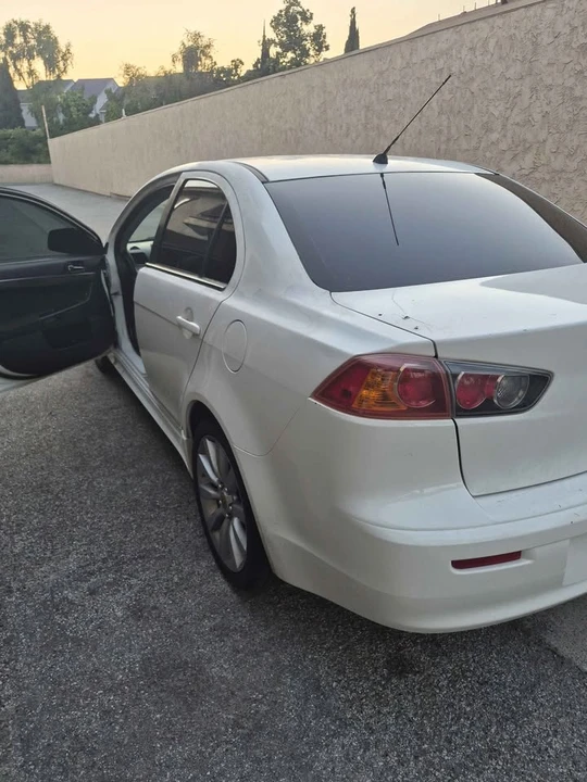 2008 Mitsubishi Eclipse 4th Gen - Image 4 of 6