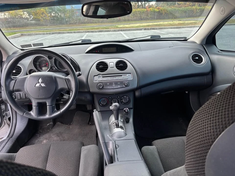 2008 Mitsubishi Eclipse 4th Gen - Image 9 of 16