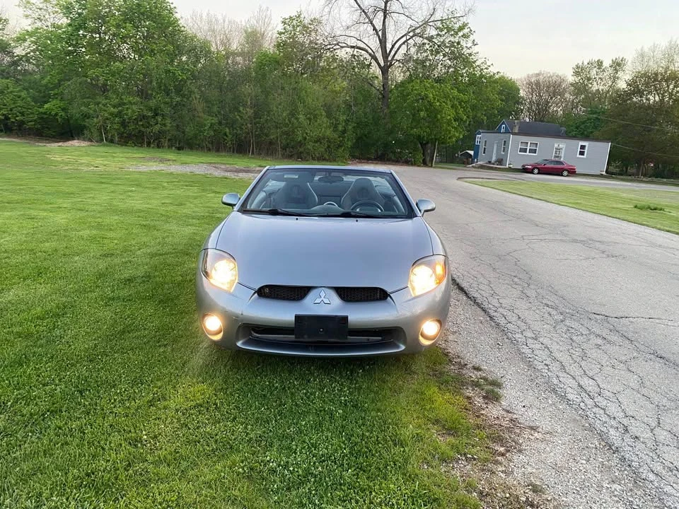 2008 Mitsubishi Eclipse 4th Gen - Image 4 of 9