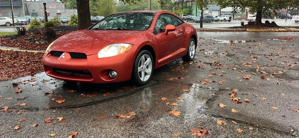 2008 Mitsubishi Eclipse 3rd Gen - Image 5 of 10