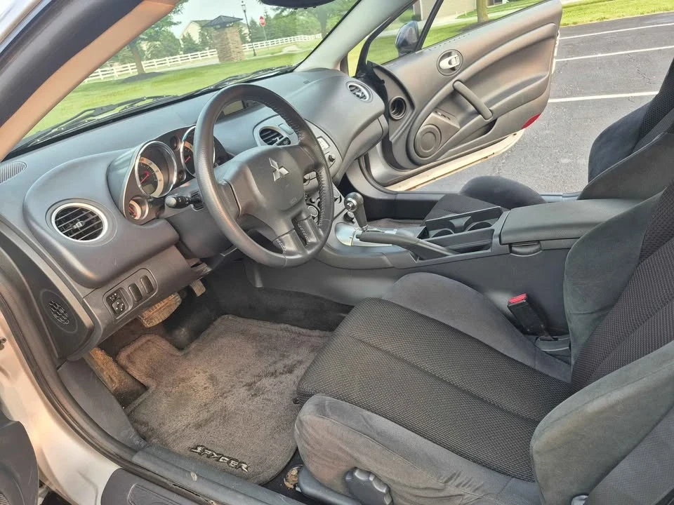 2008 Mitsubishi Eclipse 4th Gen - Image 10 of 14