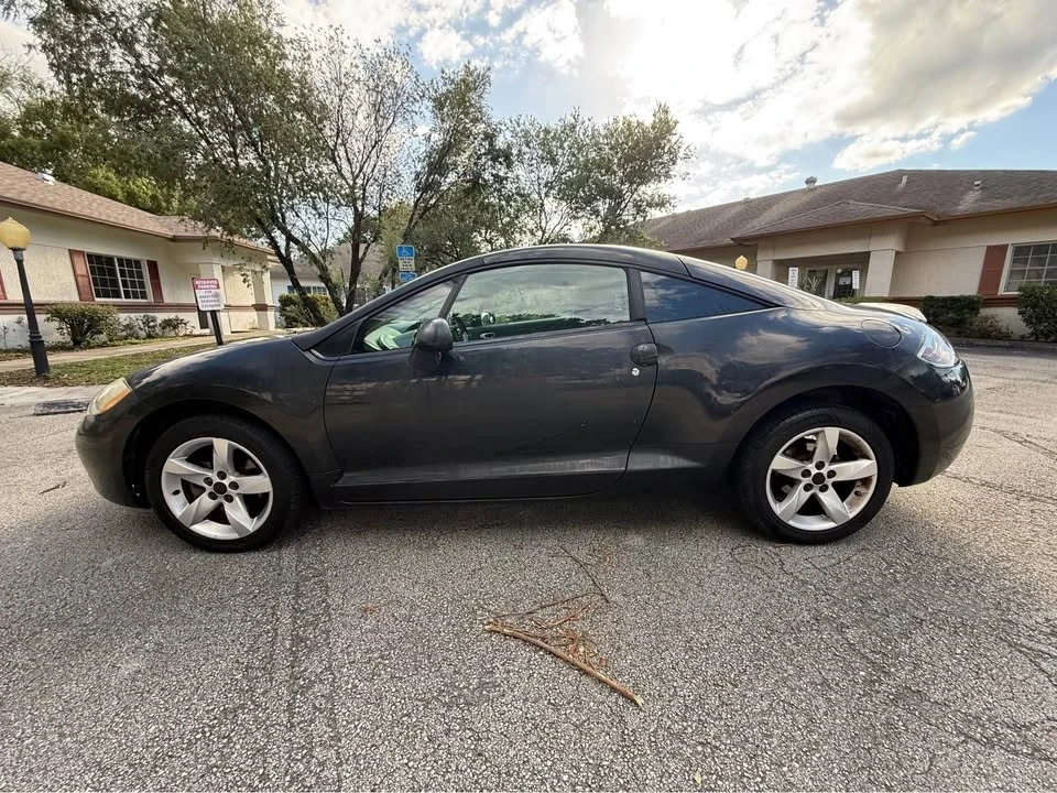 2008 Mitsubishi Eclipse 3rd Gen - Image 3 of 10