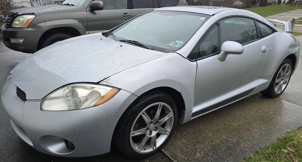 2008 Mitsubishi Eclipse 3rd Gen - Image 3 of 10
