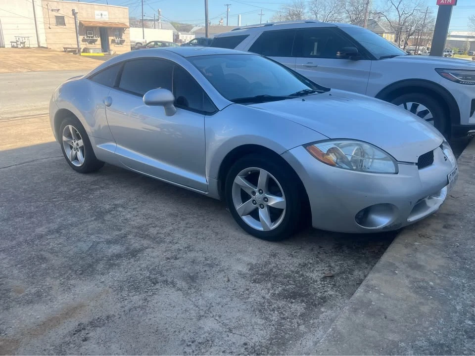 2008 Mitsubishi Eclipse 4th Gen - Image 2 of 10