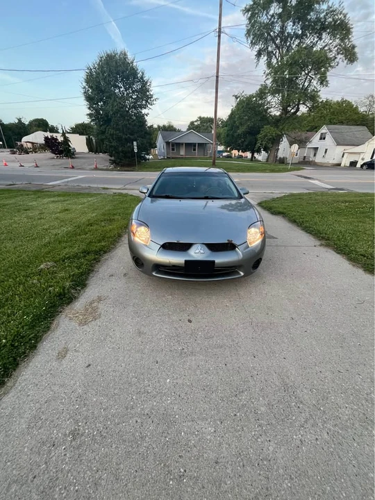 2008 Mitsubishi Eclipse 4th Gen - Image 4 of 9