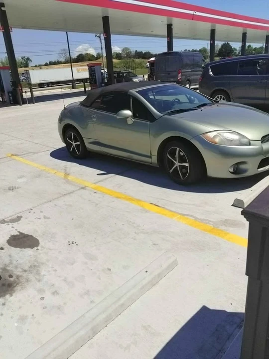 2008 Mitsubishi Eclipse 4th Gen - Image 2 of 5