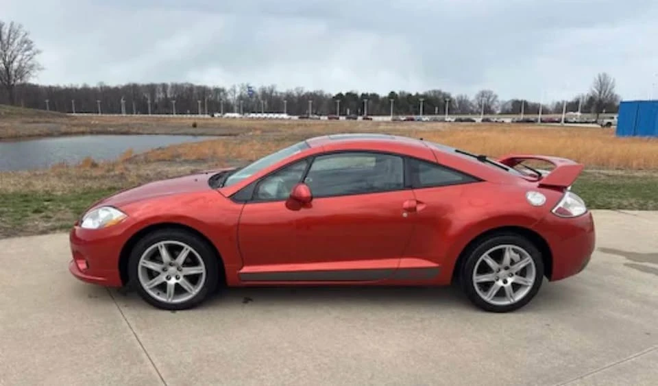 2008 Mitsubishi Eclipse 4th Gen - Image 3 of 11
