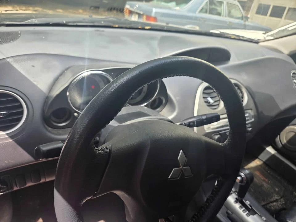 2008 Mitsubishi Eclipse 4th Gen - Image 5 of 8