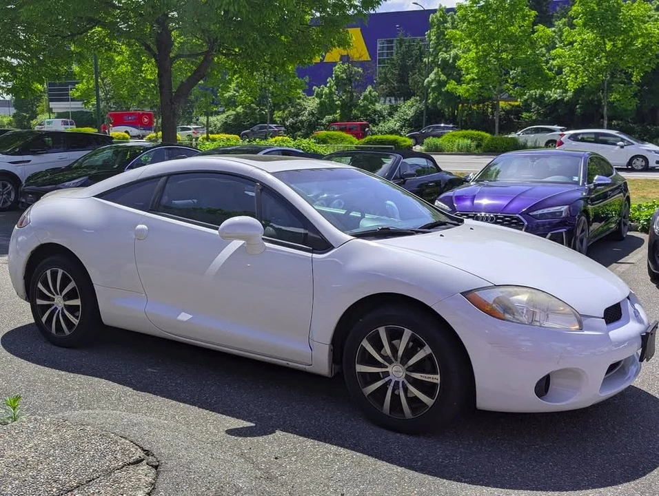 2008 Mitsubishi Eclipse 4th Gen - Image 4 of 10