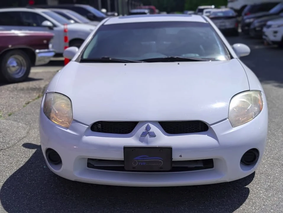 2008 Mitsubishi Eclipse 4th Gen - Image 2 of 10
