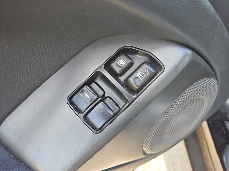 2008 Mitsubishi Eclipse 4th Gen - Image 12 of 16