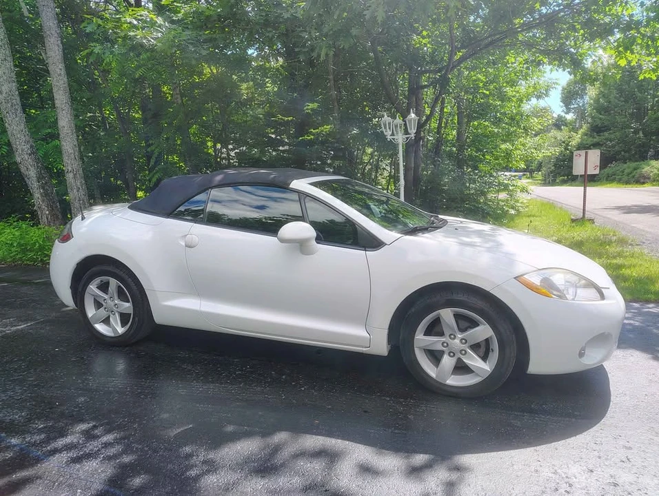 2008 Mitsubishi Eclipse 4th Gen - Image 2 of 7