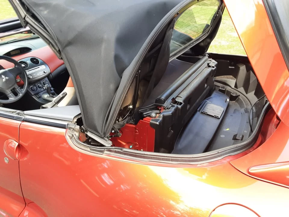 2008 Mitsubishi Eclipse 4th Gen - Image 14 of 18