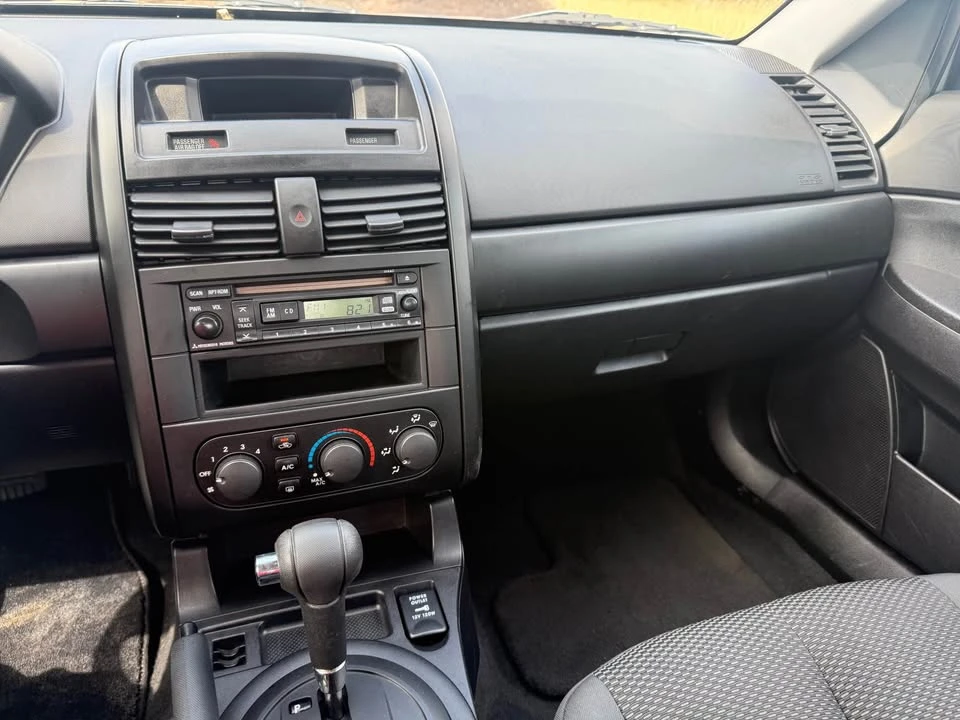 2008 Mitsubishi Galant 9th Gen - Image 14 of 16