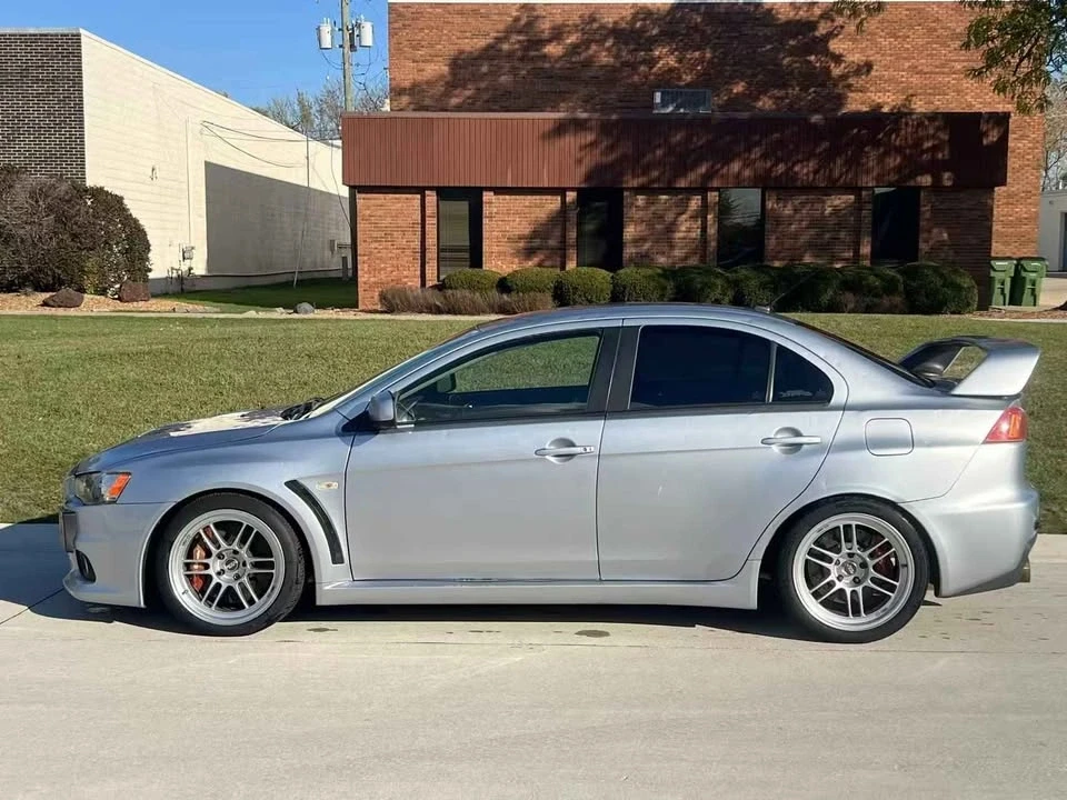 2008 Mitsubishi Lancer Evolution X 9th Gen - Image 4 of 12