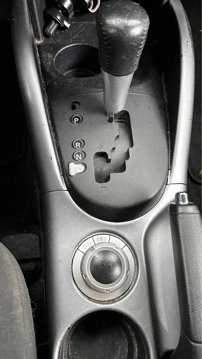 2008 Mitsubishi Outlander - Image 7 of 10