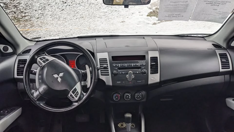 2008 Mitsubishi Outlander - Image 4 of 9