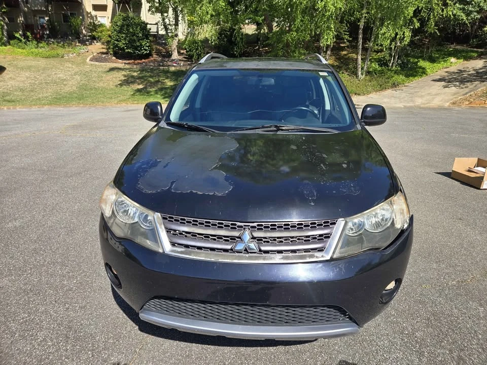 2008 Mitsubishi Outlander - Image 2 of 10