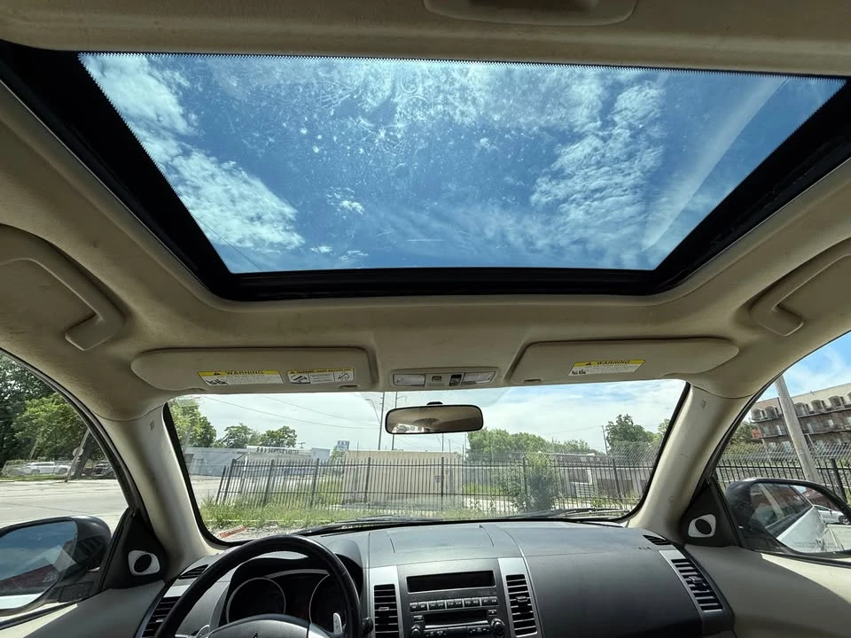 2008 Mitsubishi Outlander - Image 14 of 14