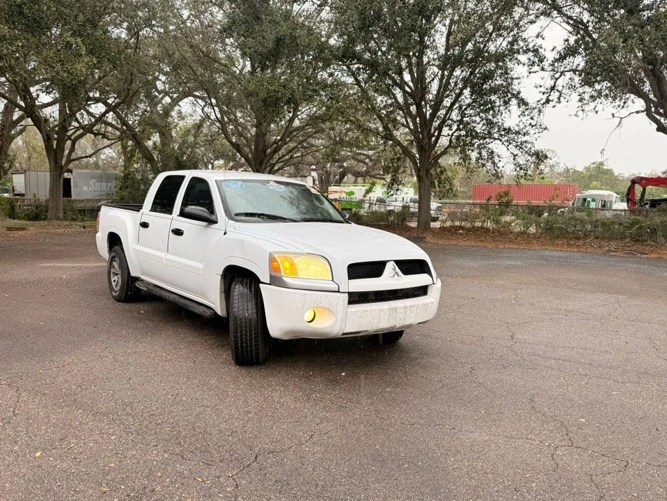 2008 Mitsubishi Triton 4th Gen - Image 2 of 15