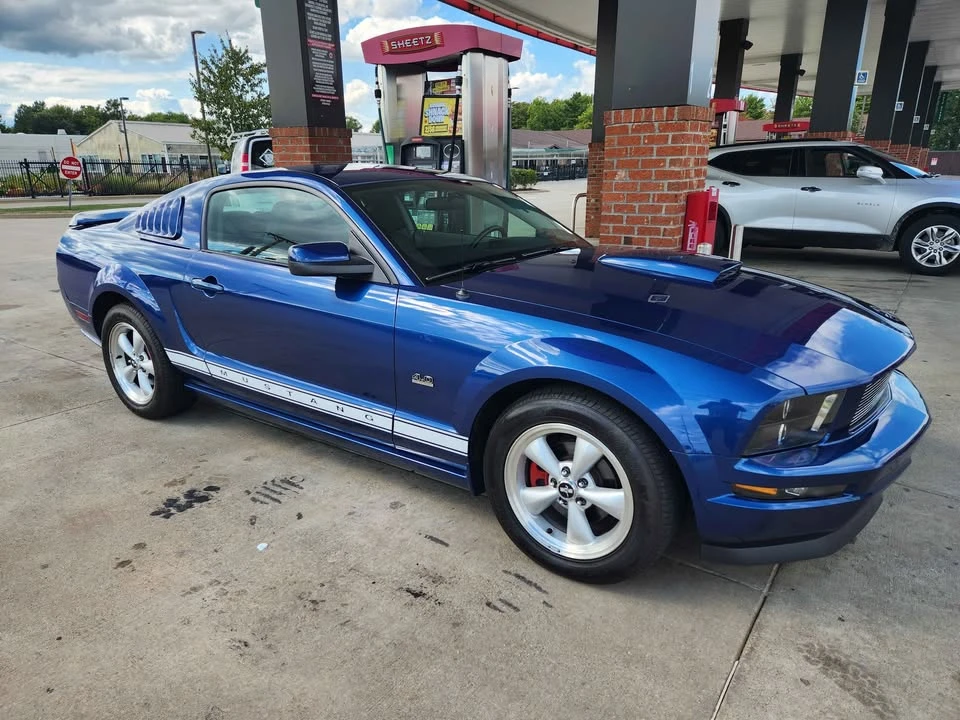 2008 Ford S197 Mustang - Image 2 of 10
