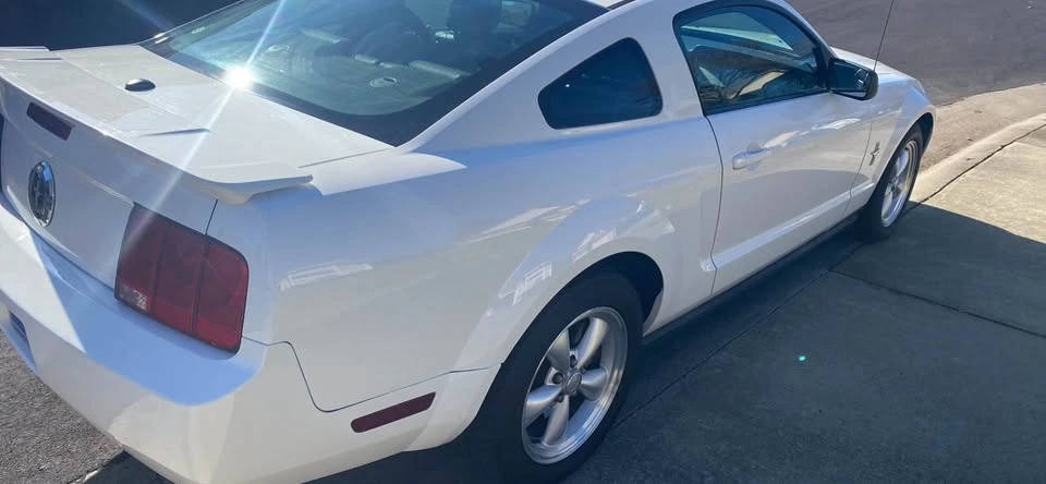 2008 Ford S197 Mustang - Image 2 of 5
