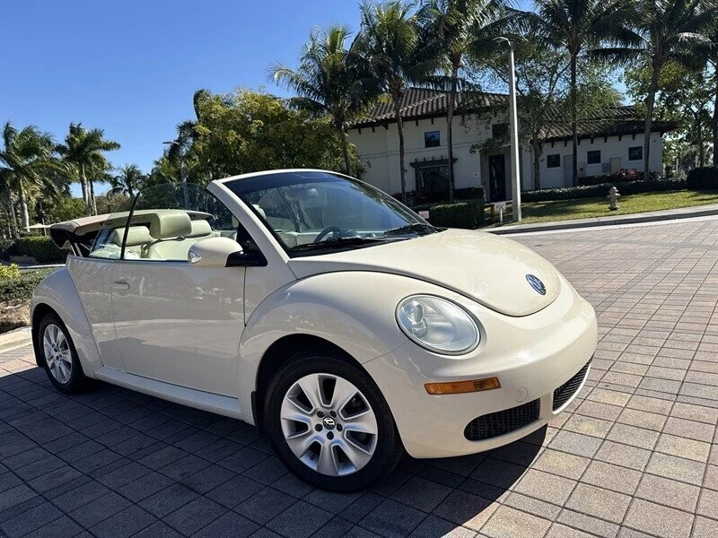 2008 Volkswagen New Beetle - Image 12 of 21