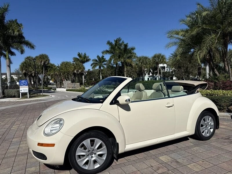 2008 Volkswagen New Beetle - Image 11 of 21