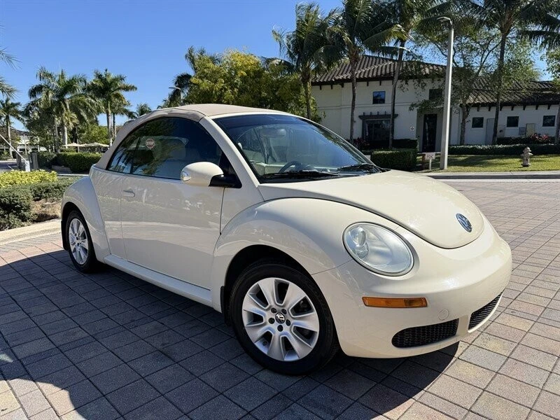 2008 Volkswagen New Beetle - Image 17 of 21
