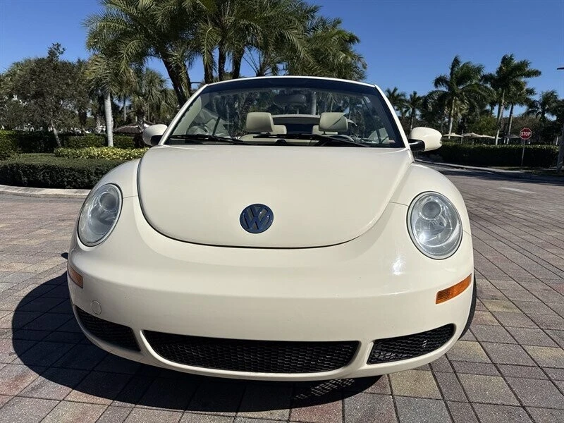2008 Volkswagen New Beetle - Image 13 of 21