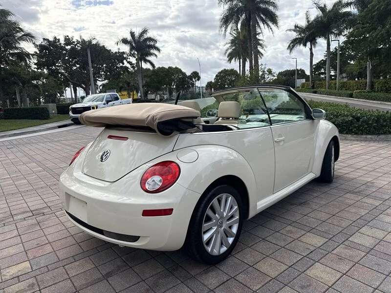 2008 Volkswagen New Beetle - Image 7 of 21