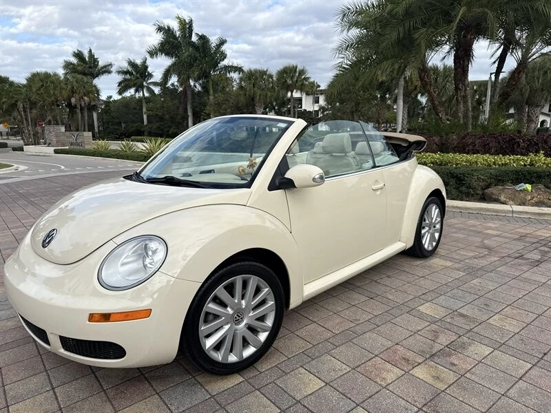 2008 Volkswagen New Beetle - Image 16 of 21