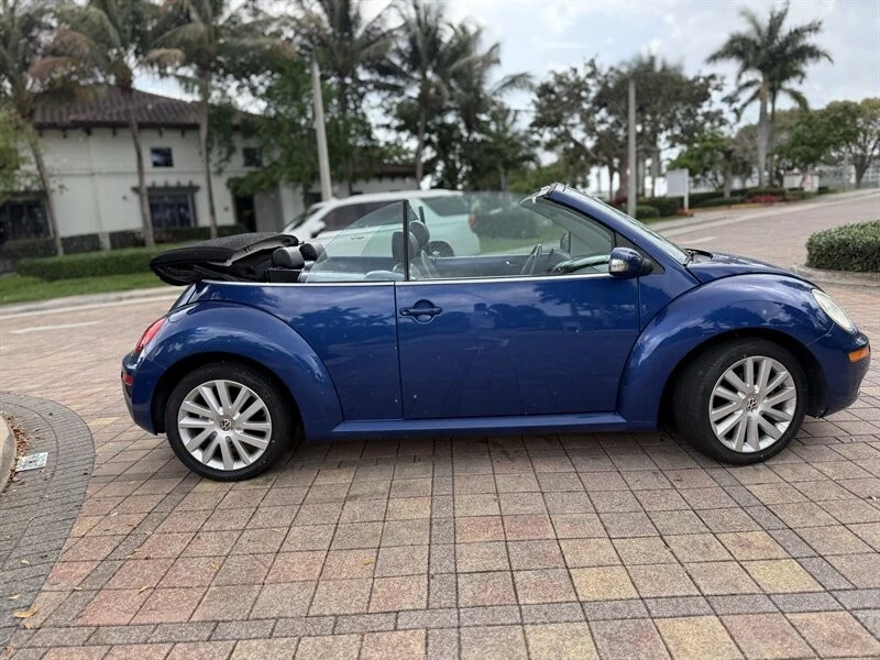 2008 Volkswagen New Beetle - Image 8 of 21
