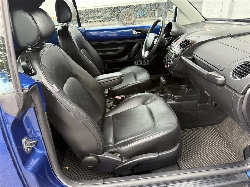 2008 Volkswagen New Beetle - Image 17 of 21