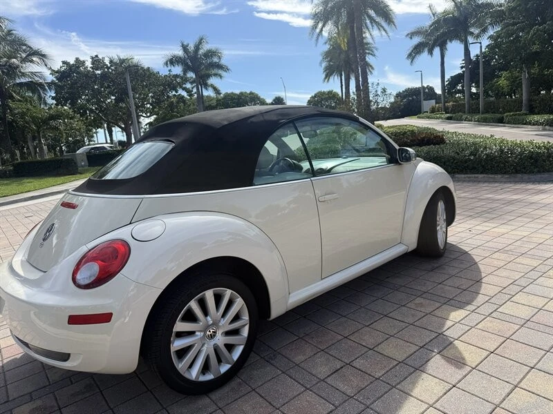 2008 Volkswagen New Beetle - Image 4 of 21