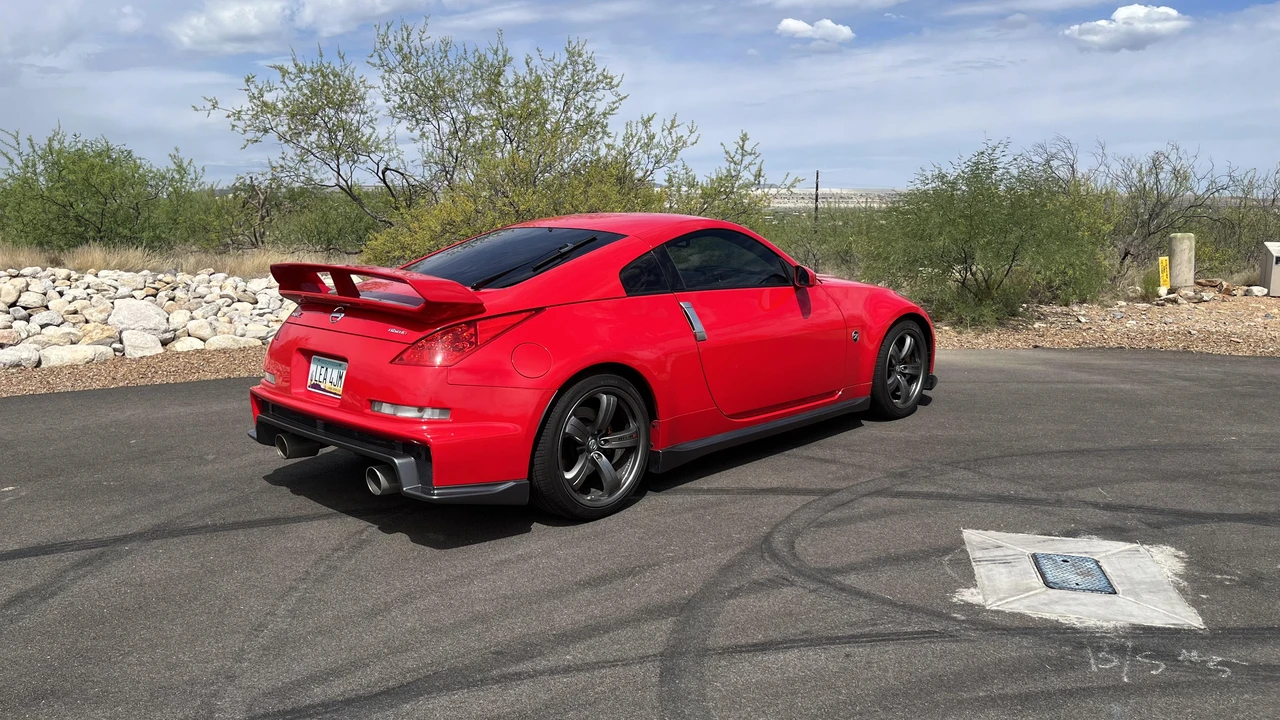 2008 Nissan 350Z 5th Gen - Image 14 of 31