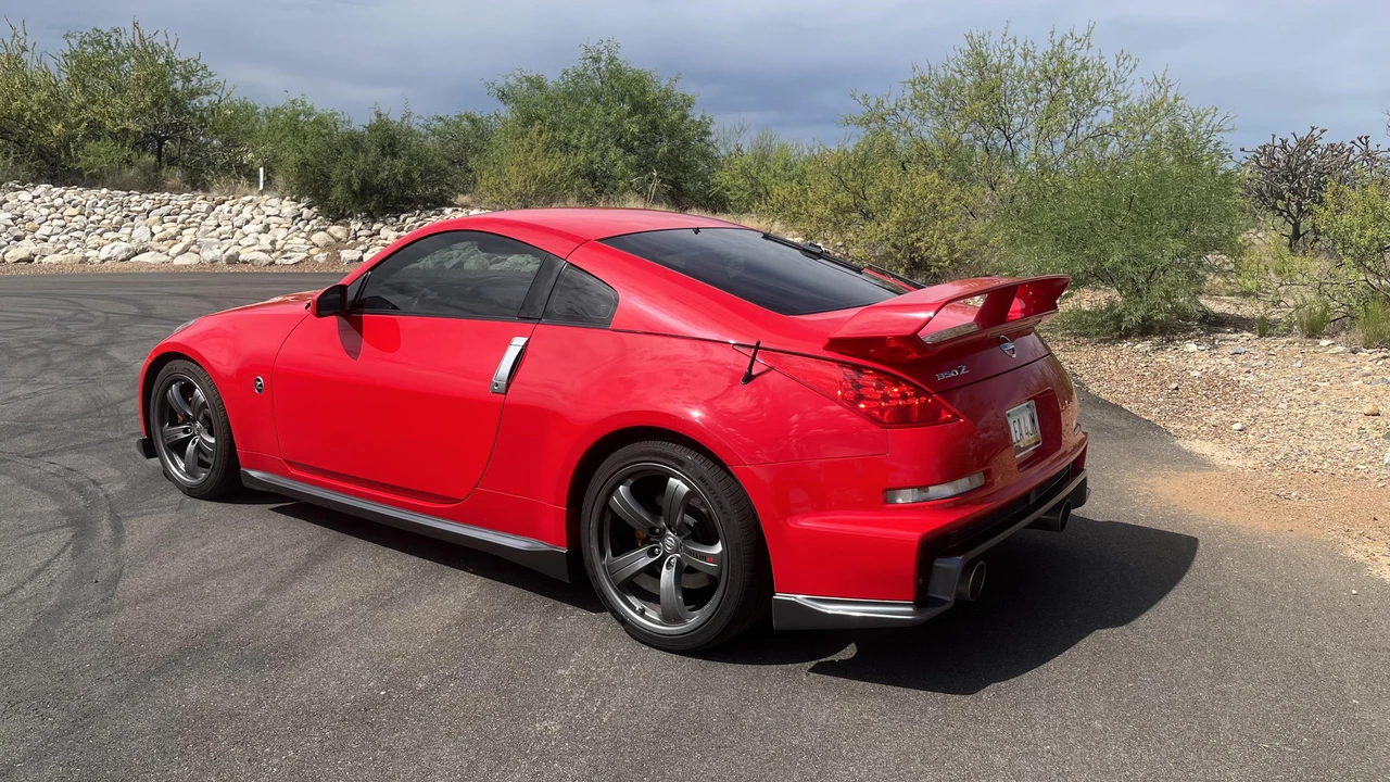 2008 Nissan 350Z 5th Gen - Image 11 of 31
