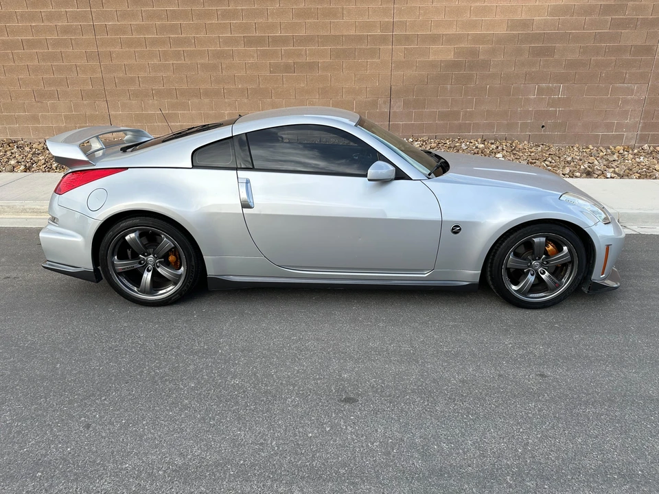 2008 Nissan 350Z 5th Gen - Image 15 of 31