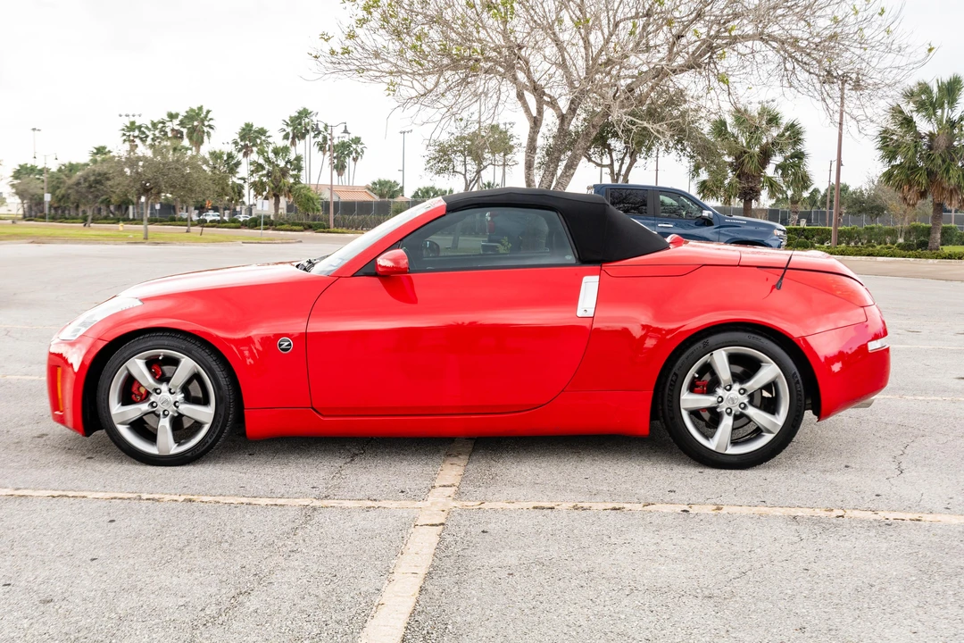 2008 Nissan 350Z 5th Gen - Image 9 of 28