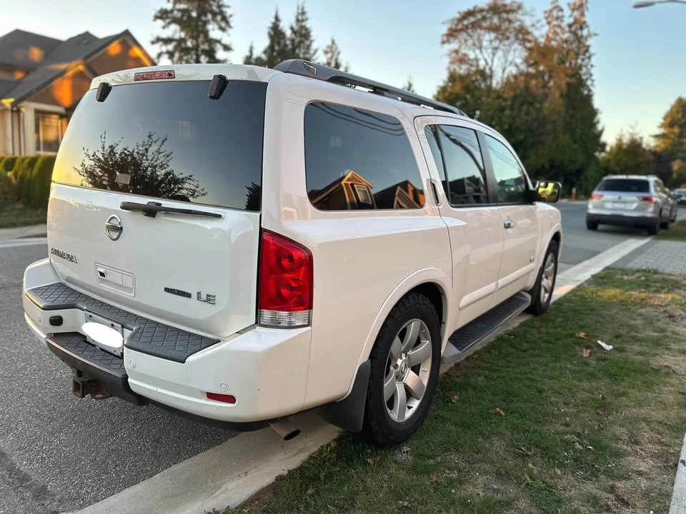 2008 Nissan Armada - Image 2 of 17