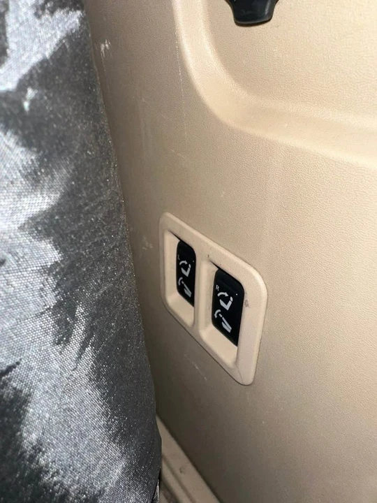 2008 Nissan Armada - Image 17 of 17