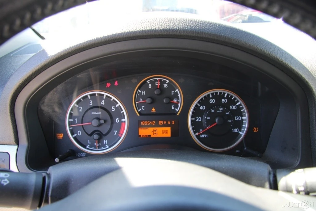 2008 Nissan Armada - Image 16 of 21
