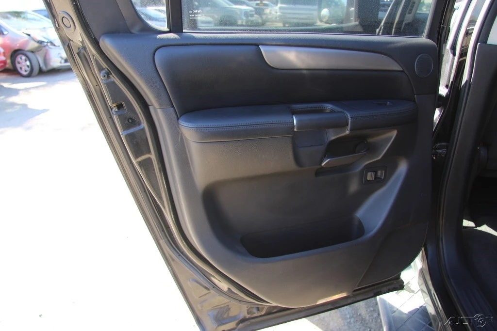 2008 Nissan Armada - Image 19 of 21