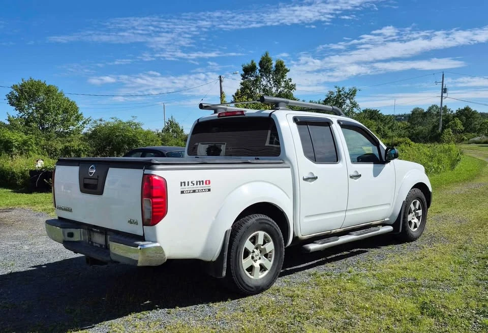 2008 Nissan Frontier 2nd Gen - Image 3 of 9